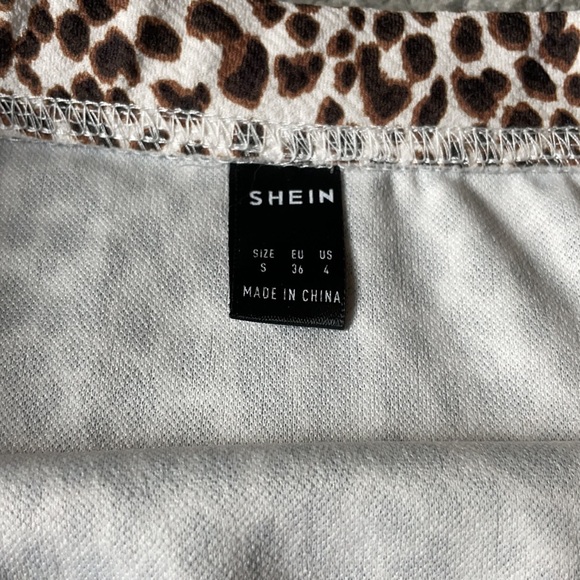 Brand new Cheetah print skirt - Picture 3 of 3